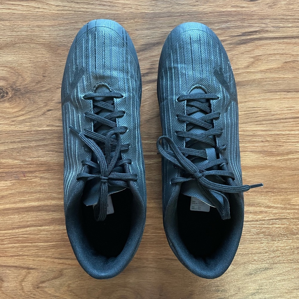 Men’s soccer cleats